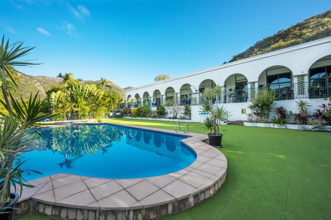 อมารู ออน มันฑะเลย์ โฮเต็ล Hotel Nelly Bay ภายนอก รูปภาพ